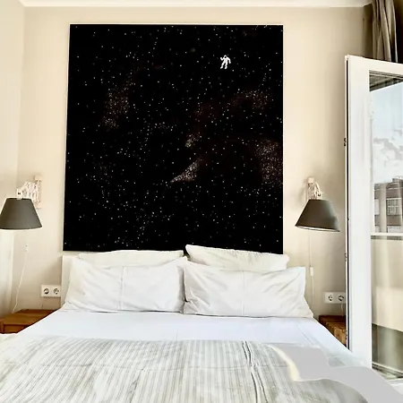 Apartment Style *