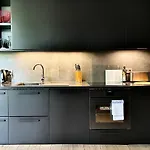 Apartment Style *